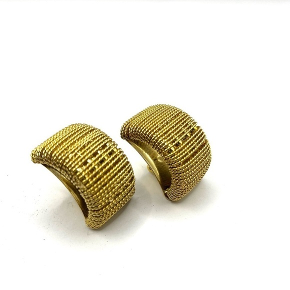 Vintage Clip On Earrings Runway Gold Wired Textured Dimensional Big Bold - Picture 5 of 12